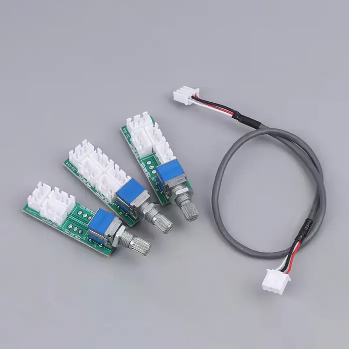 Carte de commutation de signal audio avec sélection de deux