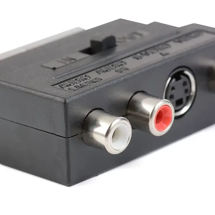 Adaptateur TV AV 21 broches RGB Scart vers 3 RCA s-vidéo
