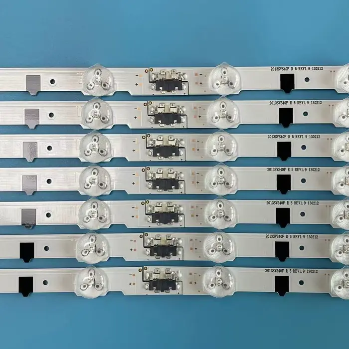 Bande de rétro-éclairage LED pour SamSung 40 "TV UA40F5500 UE40F6400 UE40F5000 UE40F5700 UA40F5080AR UA40F5000HJ UN40F5000AG UE40F6500AB