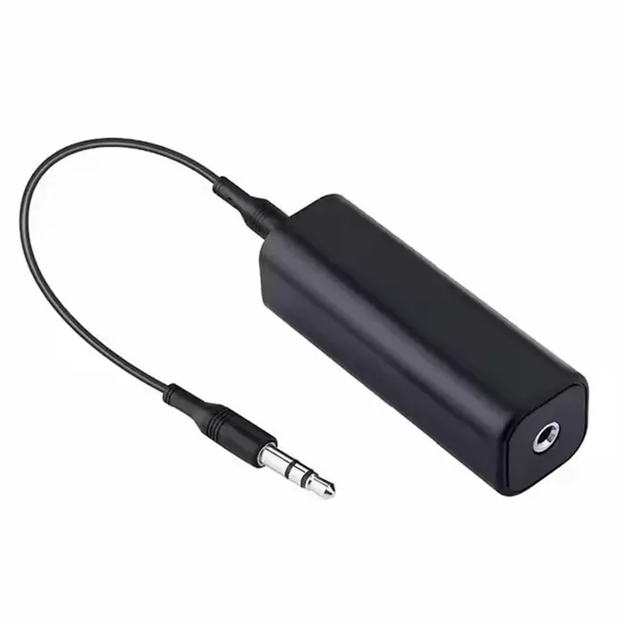 Isolateur de bruit de boucle de terre pour système audio stéréo de voiture
